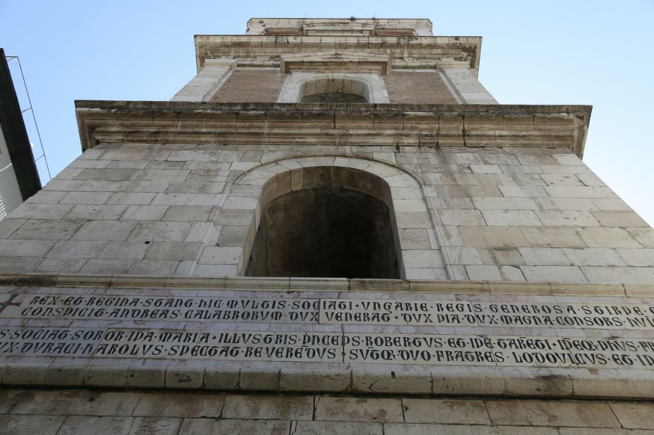 Palazzo Carafa Della Spina Room And Apartment Νάπολη Εξωτερικό φωτογραφία