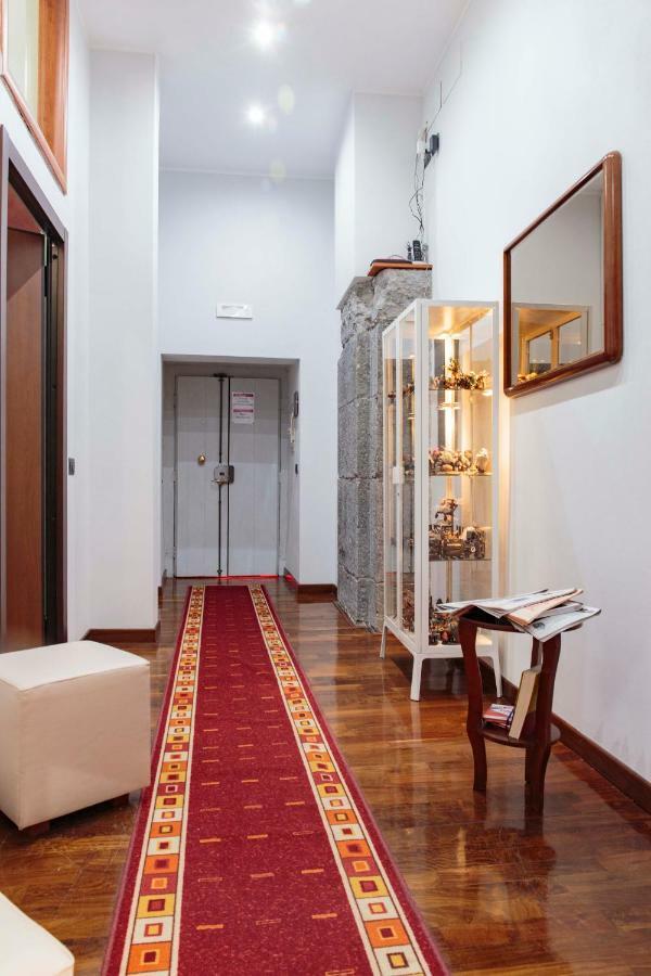 Palazzo Carafa Della Spina Room And Apartment Νάπολη Εξωτερικό φωτογραφία